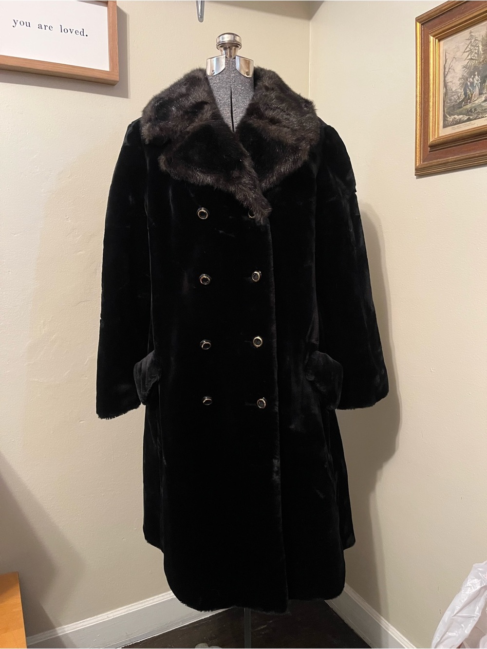 Vintage 1970s Black & Brown Trim Plush Luxe Faux Fur Coat Jacket Medium